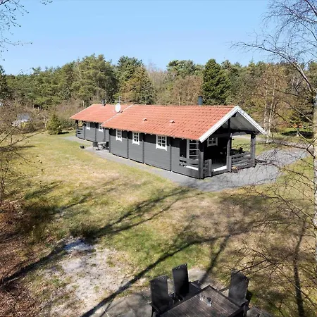 1455-aakirkeby-sortspaettevej-16-b Ferienhaus *